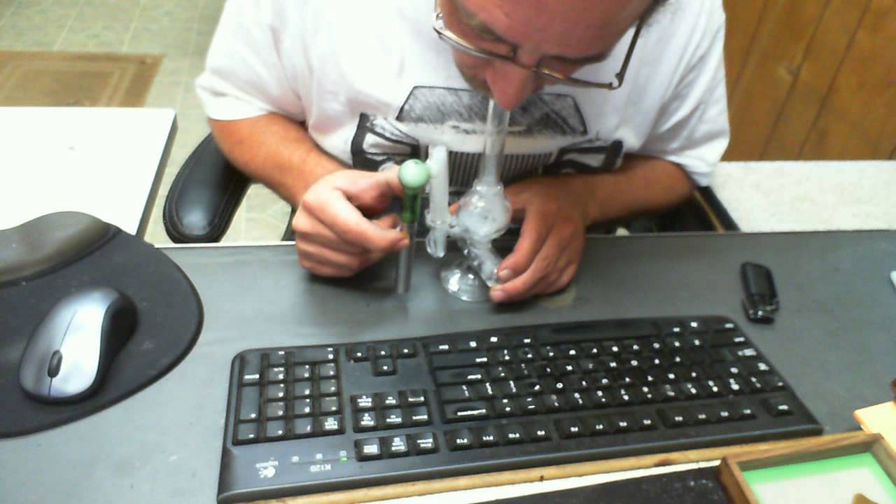 Triple Doughnut Inline glass bubbler bong  e-cig  vape