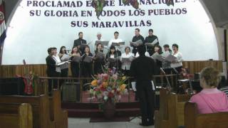 Video thumbnail of "En Momentos Así"