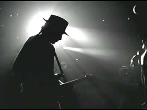 U2 - bad (Subtitulado en ingles y español)