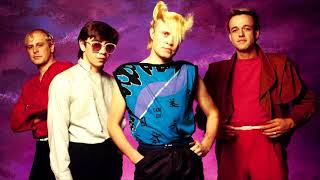 Watch A Flock Of Seagulls Youre Mine video