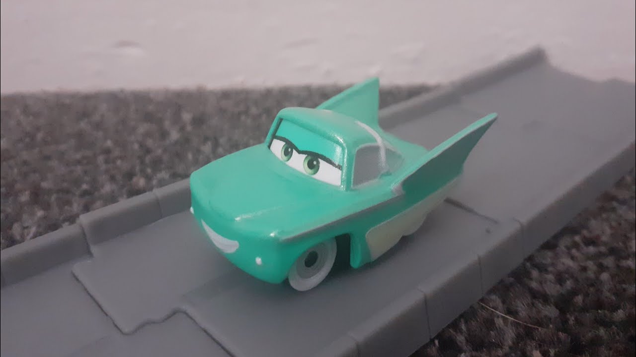 Mini Racer Flo - YouTube