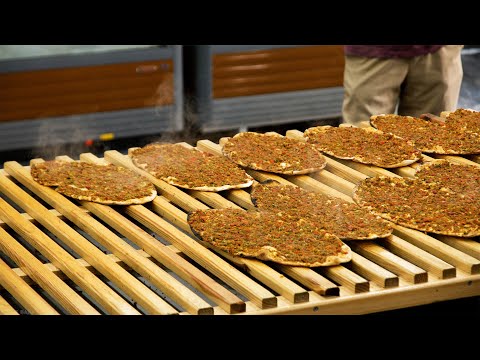 Lahmacun The Most Popular Food In Turkey | How Its Made? | Turkish Street Foods