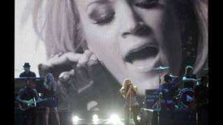 Video thumbnail of "Carrie Underwood covers "Crazy" (originally by Patsy Cline)"