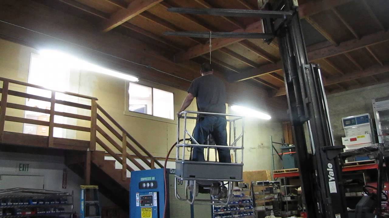 Spider Staging ST17 Cage Sky Climber Cable Hoist Man Lift Scaffolding