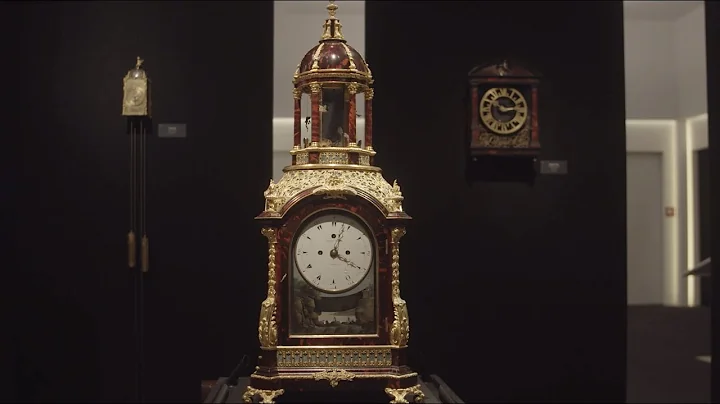 Antique clock restorer's Mentink & Roest showcases a rare clock at TEFAF