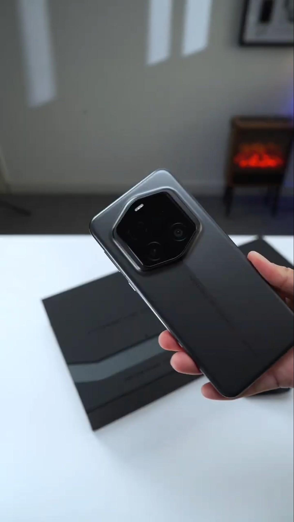 Honor Magic7 RSR Porsche Design Phone is now available, the only thing missing is a Porsche car!