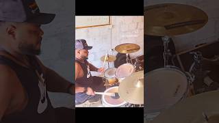 BENÇÃOS QUE NÃO TEM FIM ✝️ | DE UM JEITO DIFERENTE🥁 | #Worship | #GospelChops | #DrumCover | #Shorts Biell Batera Oficiall