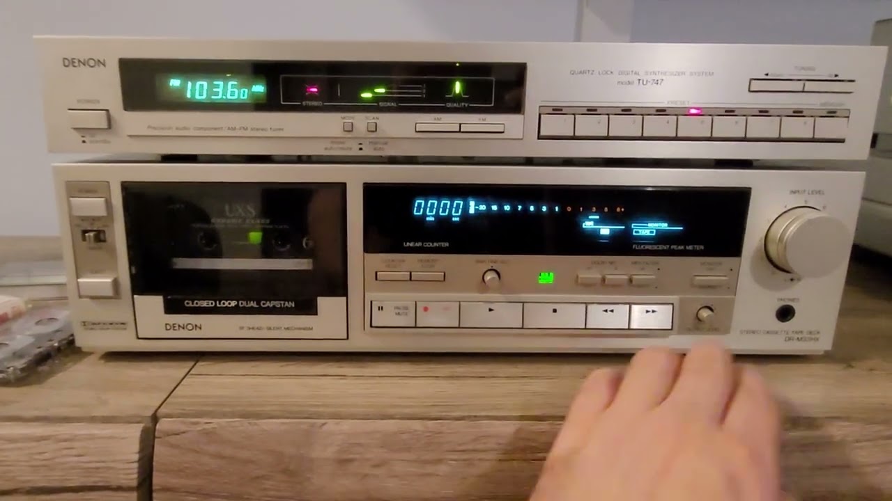 Denon DR-M33HX - YouTube