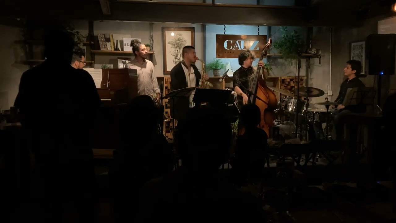 Bird Vibes - A Night In Tunisia / Dizzy Gillespie (Arreglo por Alan Villanueva)