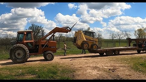 Starting a farm vlog #50 Skid Steer Rescue part 2