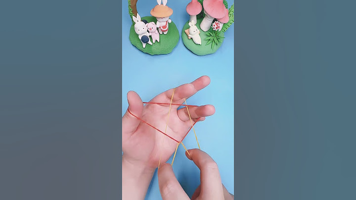 Magic: Use two rubber bands to make five-pointed stars. Come and try five-pointed stars. Rubber