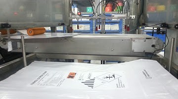 Top & Bottom Labeling Machine by Tadbik Systems