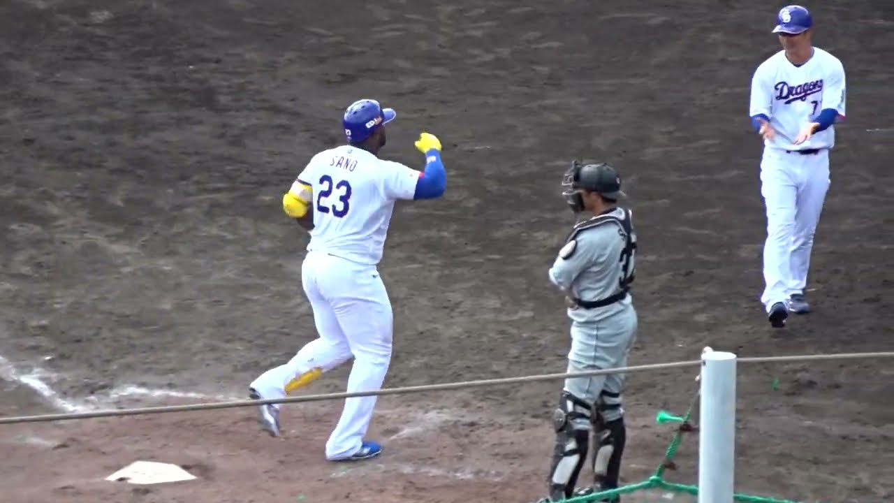 2026プロ野球OP戦 サノー 1号ホームラン（途中から）