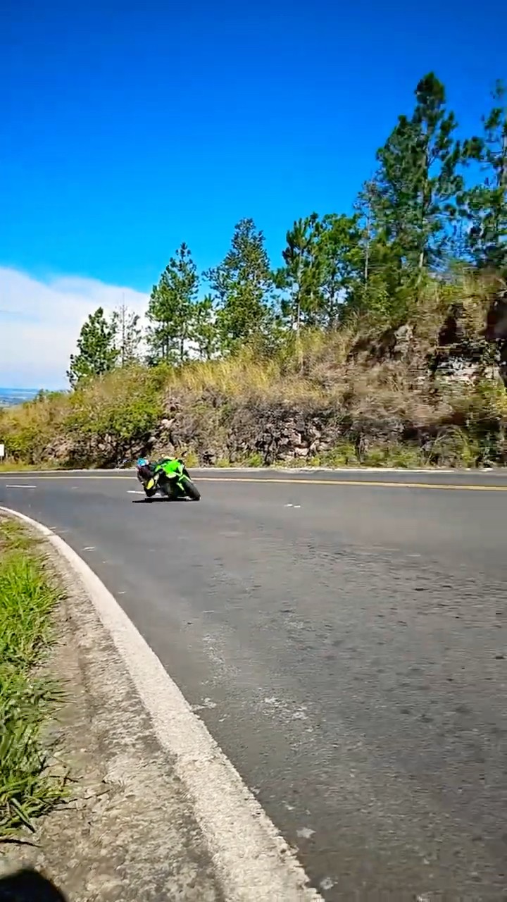 Zx10r - YouTube