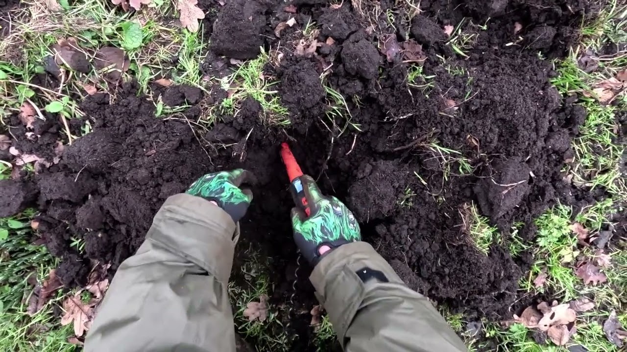 Traumspot o. Nagelfalle? Oder für den Kampfmittelräumdienst??