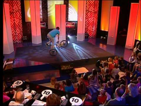 Dāvis Dudelis (Latvijas Zelta talanti 2010 finālists) - YouTube