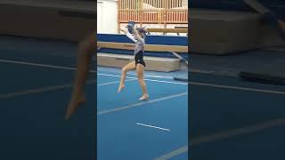 Alexis floor routine for 2022 / 2023 competition