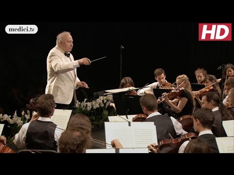 Dvorák's New World Symphony - Scherzo (Neeme Järvi and the VFO)