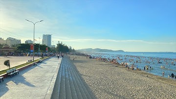 Biển Cửa Lò Vỡ Trận Ngày Cuối Tuần - Du Lịch, Vi Vu Xứ Nghệ