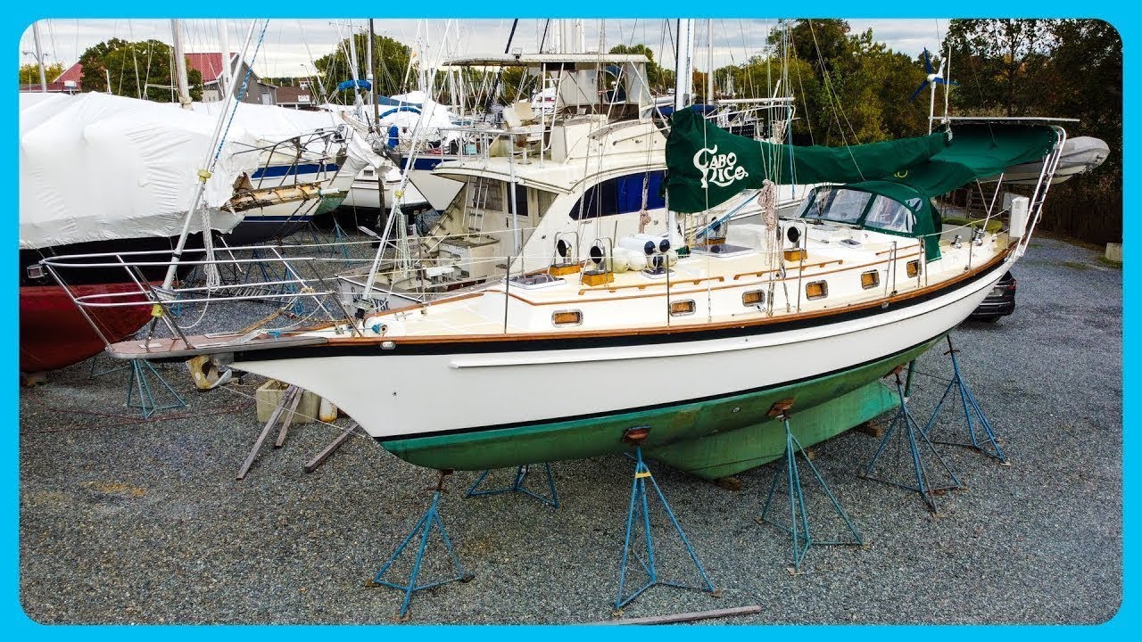 The PERFECT 42' Sailboat For A Couple To Go ANYWHERE? [Full Tour] Learning the Lines