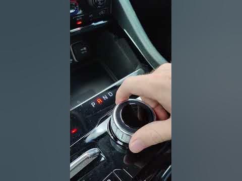 Here's what the rotary shift dial of the Jeep Grand Cherokee 4xe is