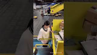 China uses robots to sort parcels