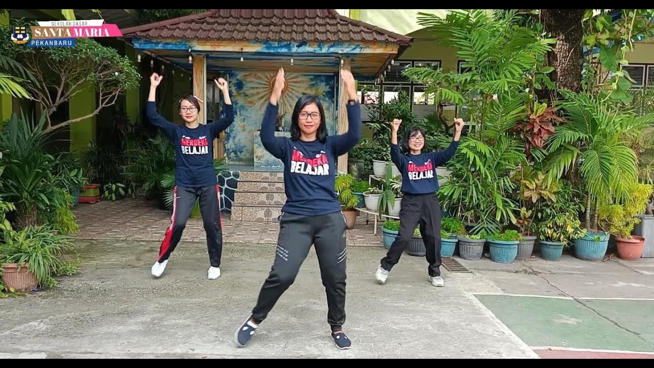 Senam Grow and Shine SD Santa Maria Pekanbaru