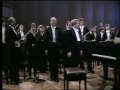 Capture de la vidéo Emil Gilels: Grieg, Piano Concerto Encore: Adagio (Paavo Berglund, Helsinki, 09.1983)