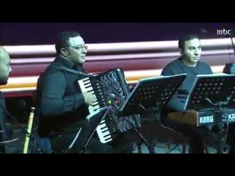 الفنانة شرين عبد الوهاب آه يا ليل مهرجان دبي للتسوق