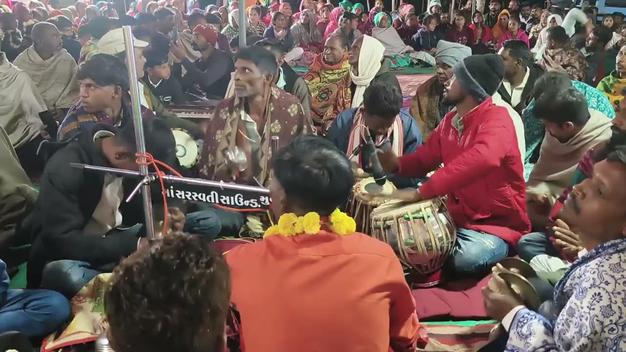 ચુલીઝાયની ની મોજ મુવાડા મંડળ .ભજનિક દિલિપ તબલા અનુપ 