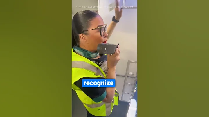 Flight Attendant Gives Emotional Speech! ❤️ - DayDayNews