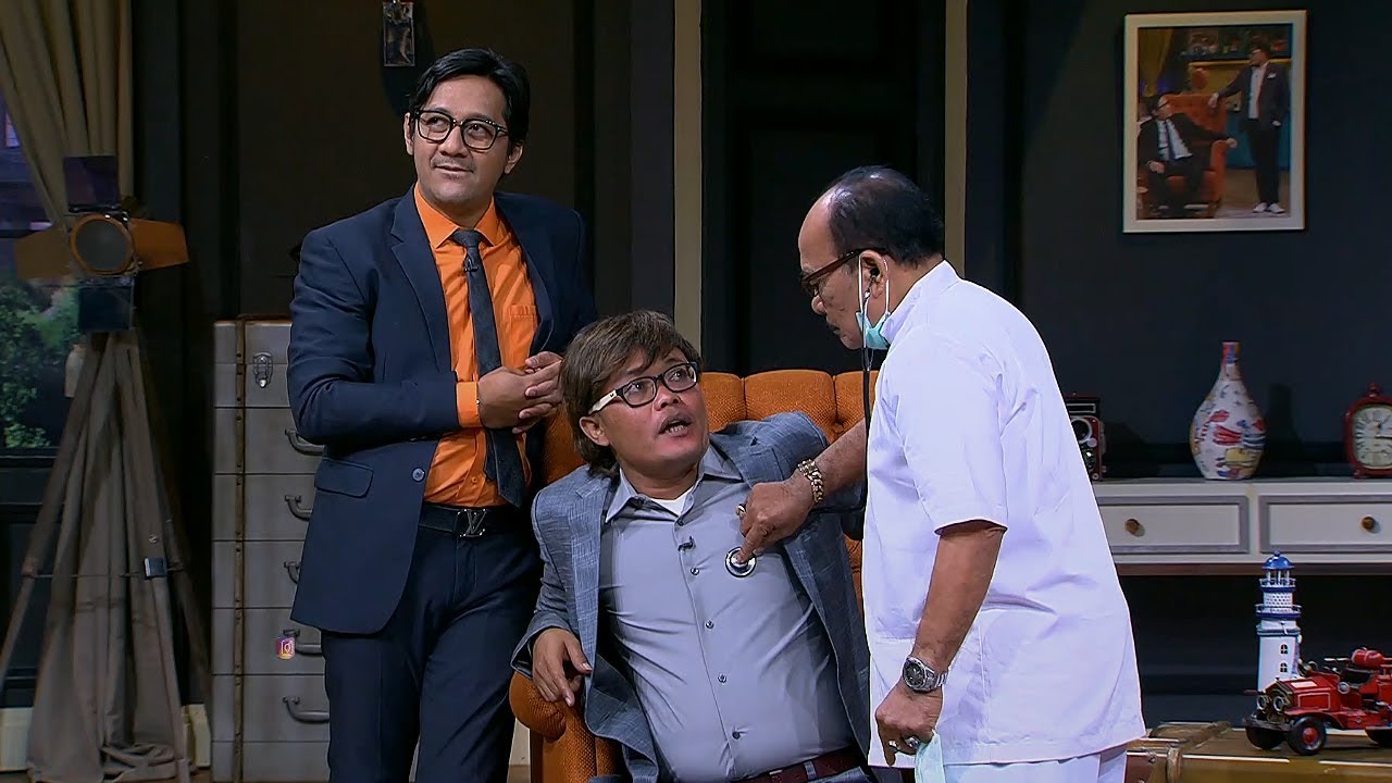 Apa Dengar ya? Bolot Periksa Sule Pake Stetoskop