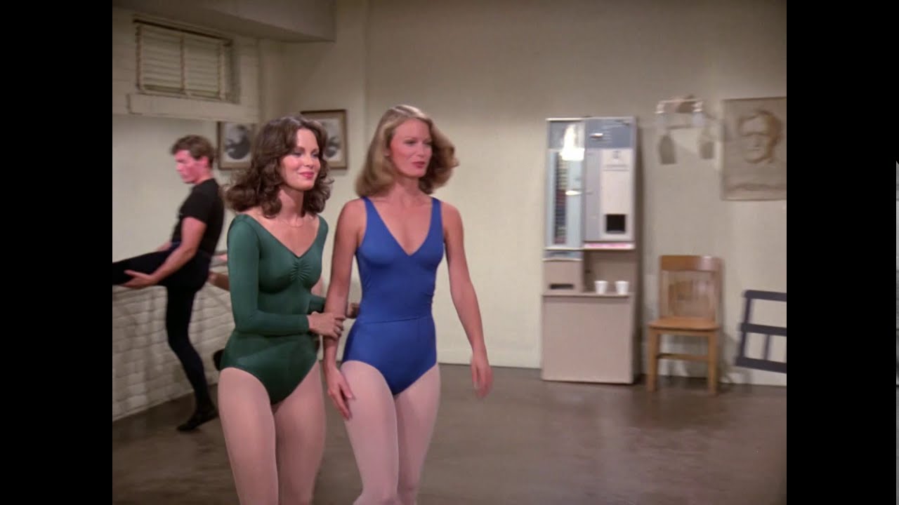 Pantyhose scenes from Charlie's Angels 1080p (15)