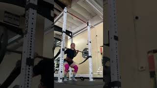 #squats #squat #powerlifting #gym #gymlife #gymrat #strong #training #lifting #gymmotivation