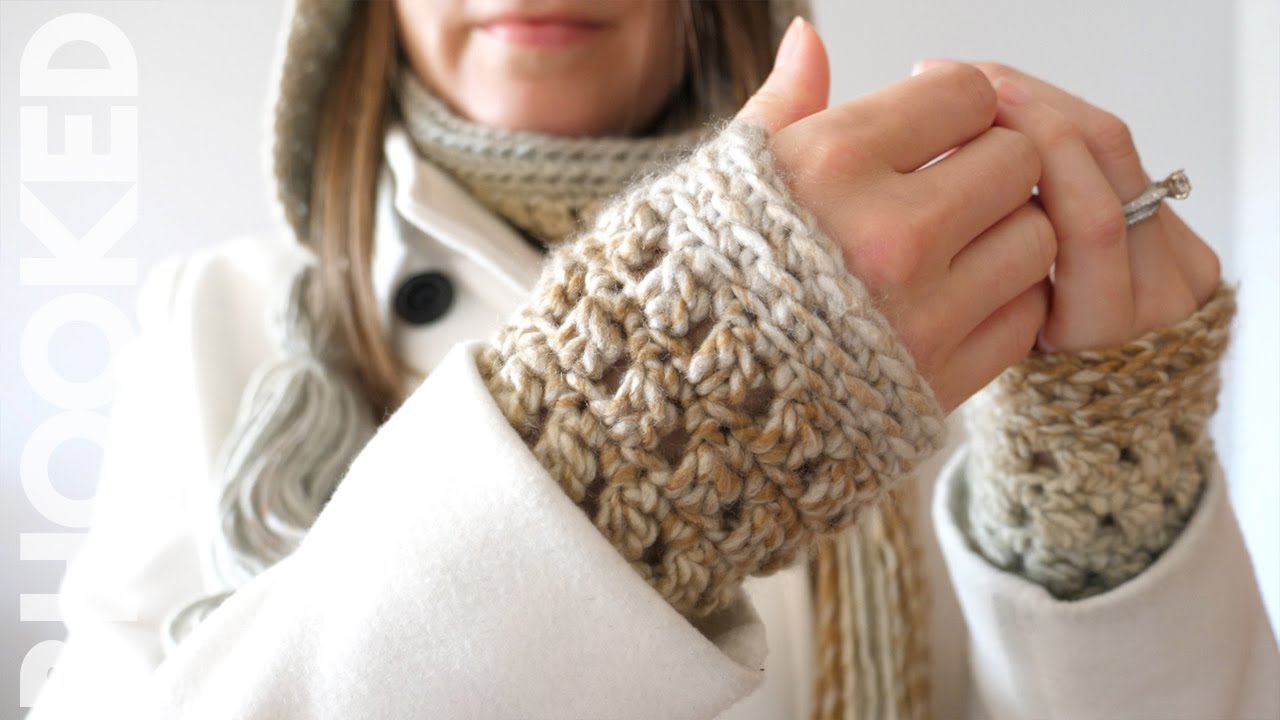 Fit To Burst (into Bloom): Crochet Wrist Warmers - Zeens and Roger