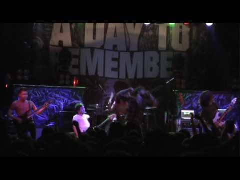 Sky Eats Airplane Live - "Giants In The Ocean"