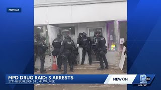Police ram door, seize guns and drugs in Milwaukee raid