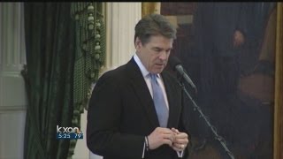 Perry going to California to recruit business