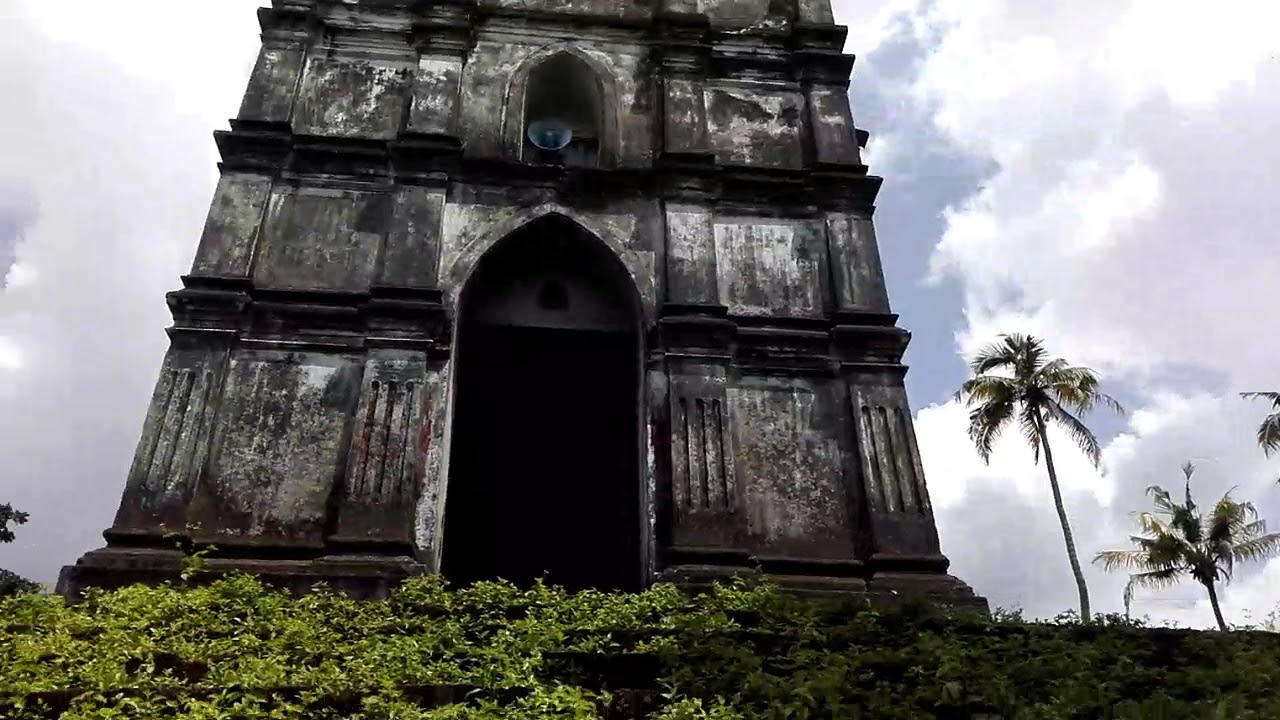 Piravom Mulakulam valliya palli after 🔥 fire. Renovation going on....