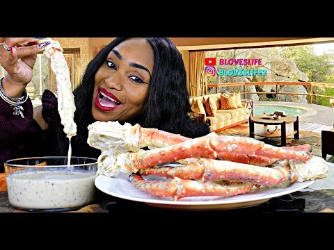 King Crab legs with Alfredo Sauce
