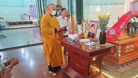 Tang lễ bà (Lê Bạch hoa) gia đình tiếc thương đưa tiễn tại hoa viên BD.