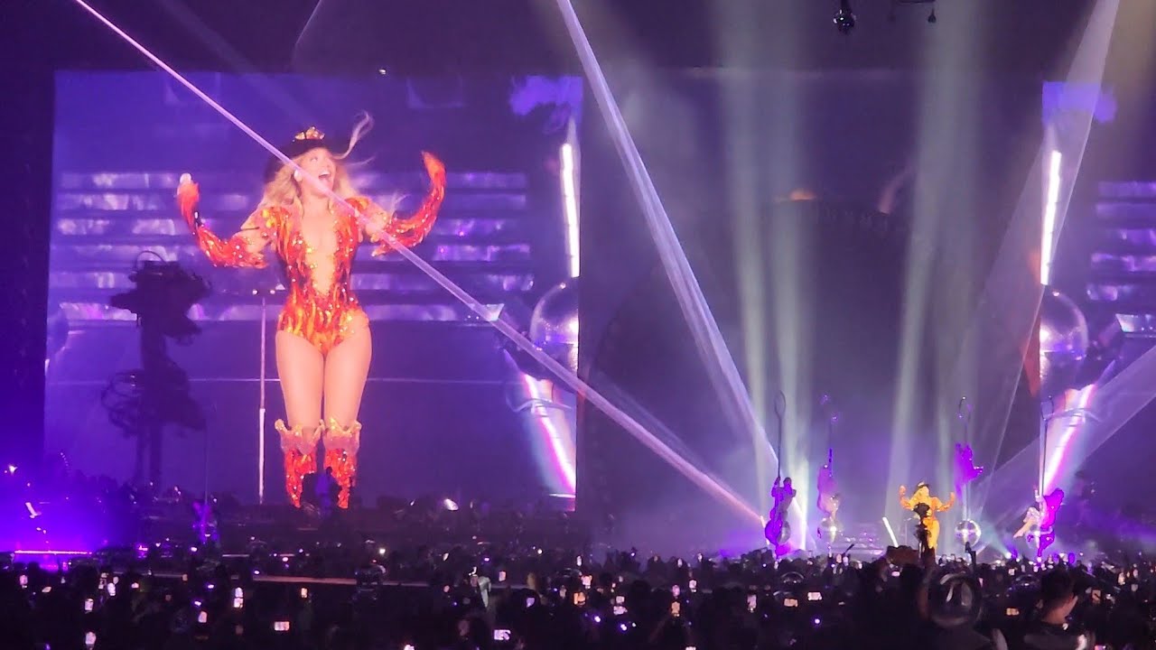 Beyoncé - Thique/All Up in Your Mind/Drunk in Love Renaissance World Tour Houston Night 2