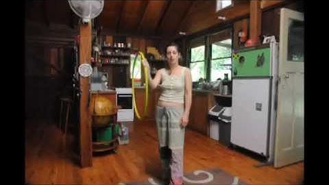 Hula Hoop tutorial - Vertical jump through to isolated barrel roll