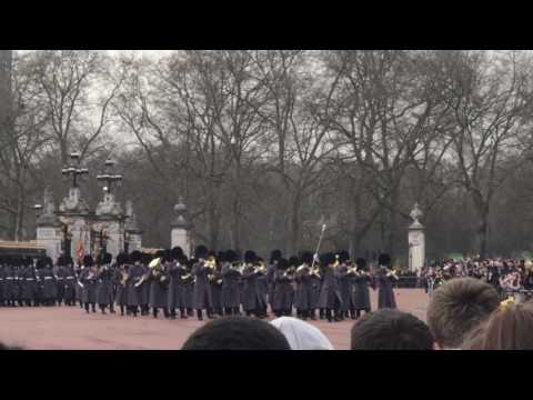 Changing of the guard Quick March!