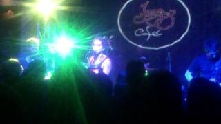 Video thumbnail of "Kadeho - Soy (Concierto Akasha y Kadeho / Jazz Cafe San Pedro)"