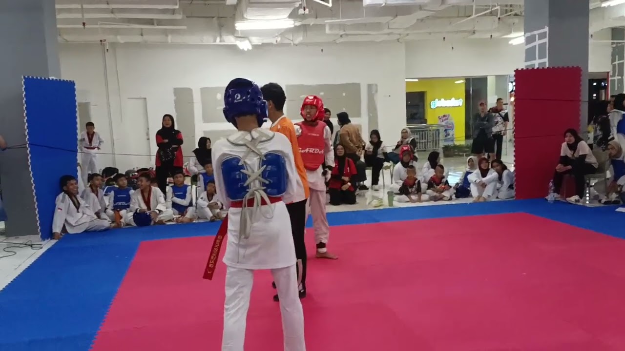 Tryout Di Tamini Square ( Noel merah)