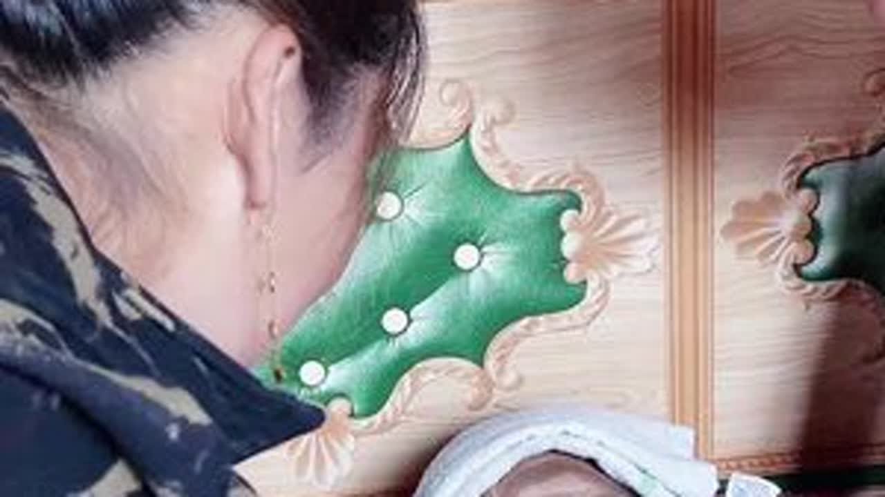 孝子#百善孝为先 #下集更精彩 #原创作品 #做自己的主角 #我的乡村生活 #乡村故事 #人间温暖 #暖心正能量 #关爱老人 #家庭情感 #家庭 #正能量 #过什么节我说了算 #平凡生活