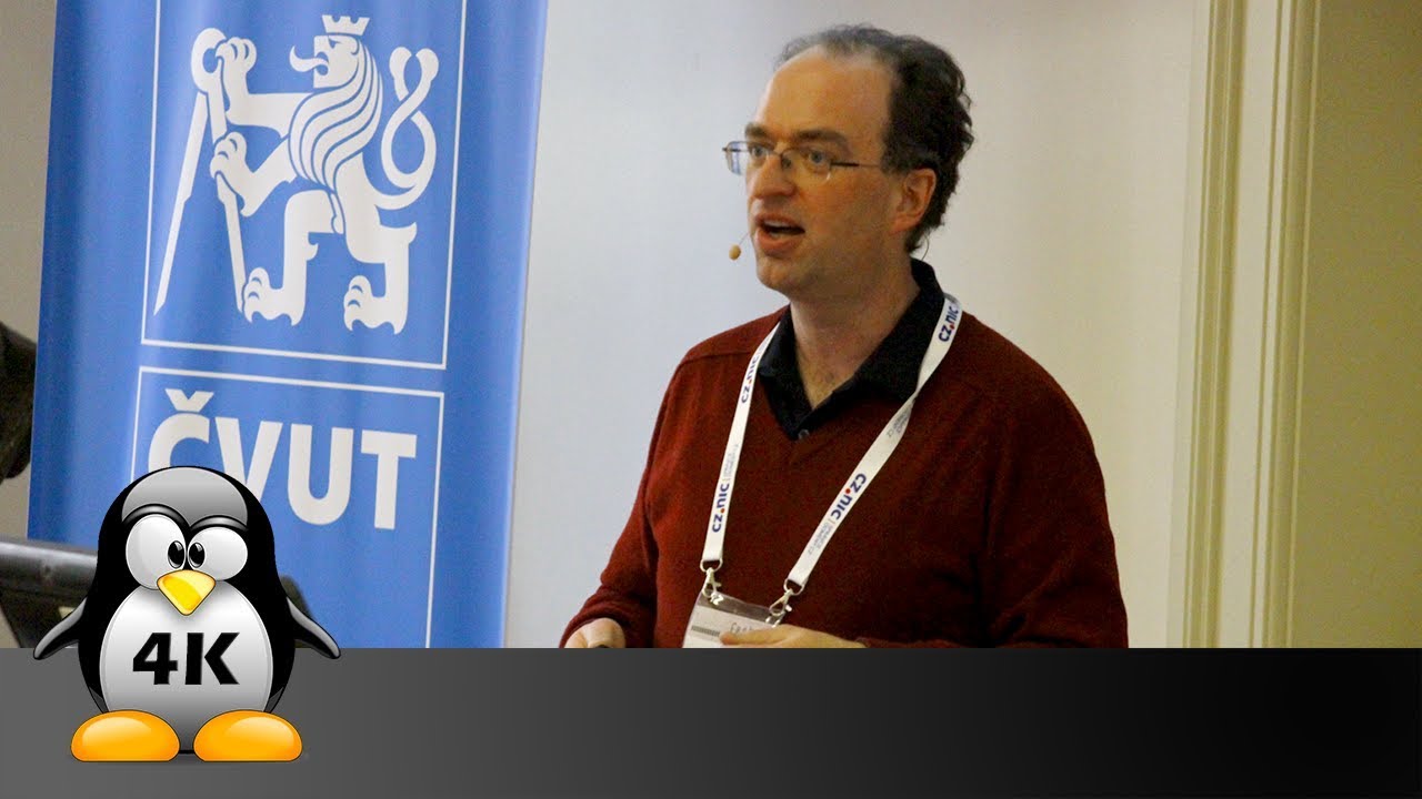 Open source router Turris v roce 2017 a výhledy na rok 2018 (Patrick Zandl)