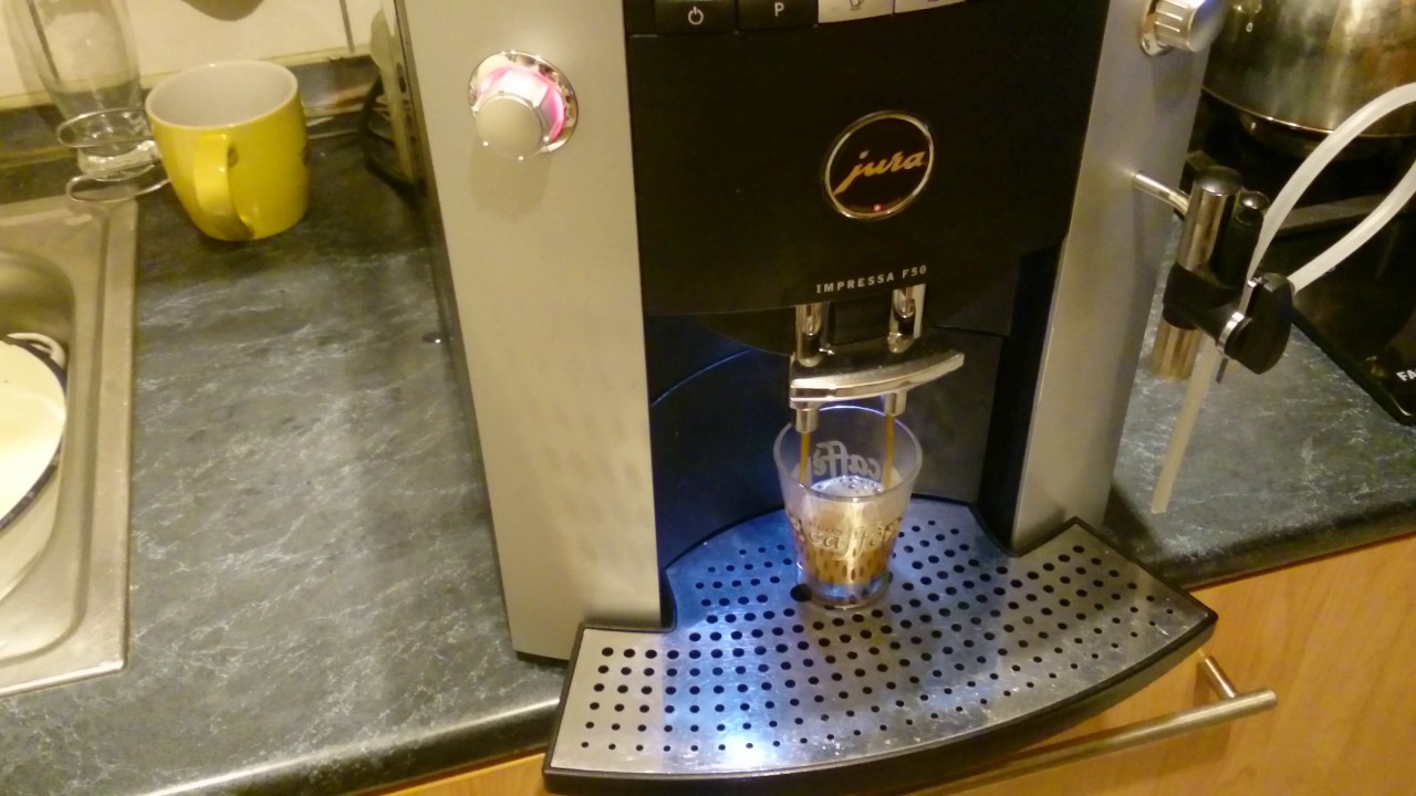 Jura Impressa F50 eszpresszo - YouTube