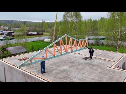 THE LONGEST FACTORY-BUILT ROOF TRUSSES